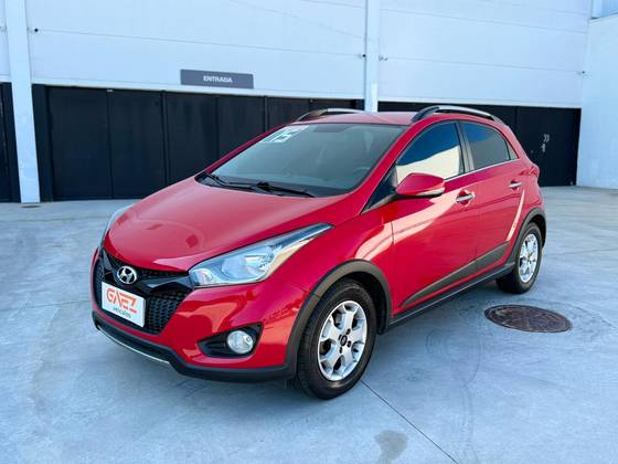 HYUNDAI HB20X 1.6 16V PREMIUM FLEX 4P AUTOMÁTICO HYUNDAI HB20X 1.6 16V PREMIUM FLEX 4P AUTOMÁTICO